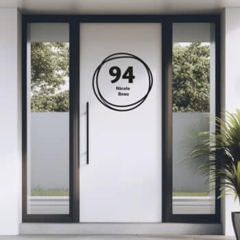 Voordeur of raamsticker met naam 3 cirkels PlakHet