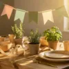 Milieuvriendelijke feestdecoraties op houten tafel met bamboe servies, kruiden als middenstuk en pastelkleurige slingers