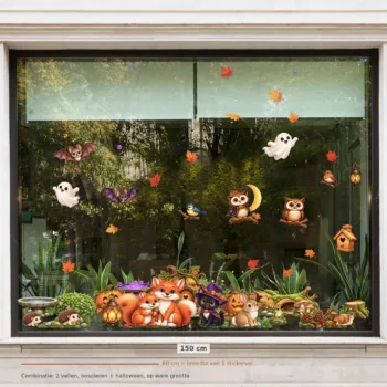 Herbruikbare raamstickers Halloween - gecombineerd met de basisset bosdieren op een raam van 150 cm breed