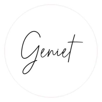 Muurcirkel geniet wit als rond schilderij voor aan de wand