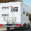 camp life sticker: Camper sticker Camp Life op de achterkant van een camper