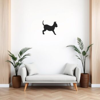 Muursticker chihuahua boven de bank in de woonkamer