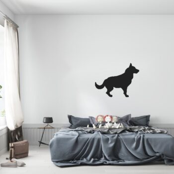 Muursticker Duitse herder boven het bed in de slaapkamer